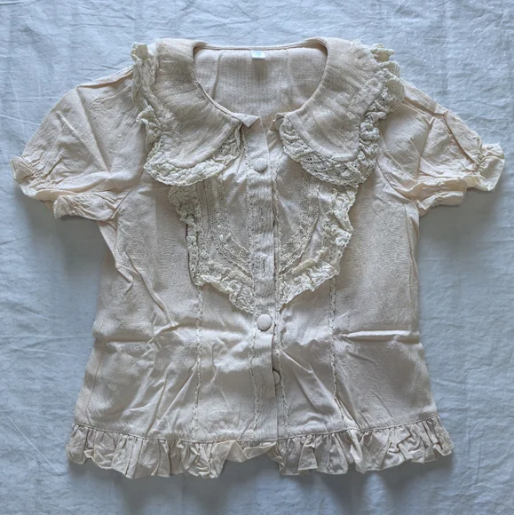 Cream Lace Ruffle Blouse - Picture 2 of 3